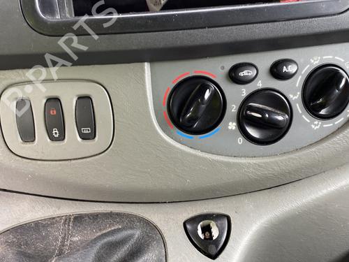 Pedal RENAULT TRAFIC II Bus (JL) 2.0 dCi 90 (JL00, JL01, JL0H, JL0M, JL0P, JL0S) | BP32062655I4  - Image 6