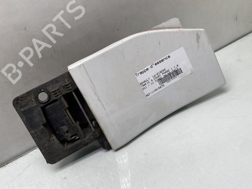 fuel-flap-renault-trafic-iii-van-fg_-2014-31858151 main image