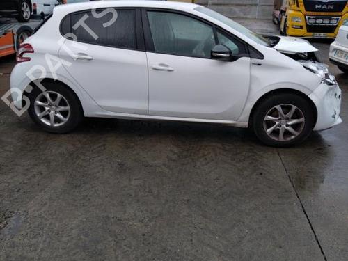 Engine control unit (ECU) PEUGEOT 208 I (CA_, CC_) 1.2 VTI 82 | BP21190147M57 