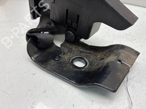 seat-buckle-renault-clio-iii-br01-cr01-2005-2006-2007-2008-2009-2010-2011-2012-2013-2014-36835841 main image
