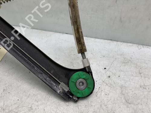 Used Front right window mechanism Front right window mechanism AUDI A3 Sportback (8PA) 2.0 TDI 16V (140 hp) 25261800 25261800