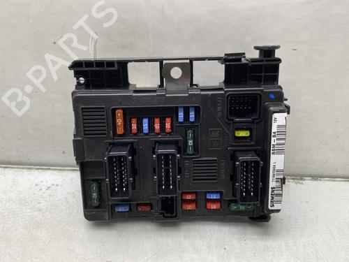 Used Fuse box PEUGEOT 1007 (KM_) 1.4 HDi (68 hp) 23765411