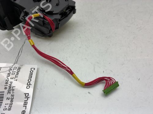 switch-renault-clio-iii-br01-cr01-2005-2006-2007-2008-2009-2010-2011-2012-2013-2014-40222136 main image