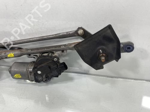Used Front wiper motor SUZUKI CELERIO (LF) 1.0 (AVK310) (68 hp) 19978633