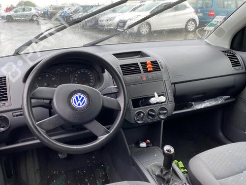 Right taillight VW POLO IV (9N_, 9A_) 1.9 SDI | BP25738209C35 