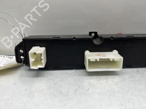 Warning switch KIA CEE'D Hatchback (ED) 1.6 CRDi 115 | BP19966091I22 - Image 2