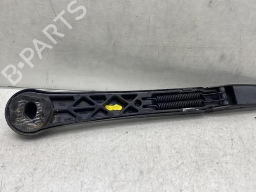 Used Front windshield wiper arm LAND ROVER RANGE ROVER III (L322) 4.4 4x4 (286 hp) 19963658