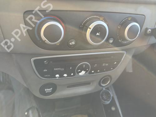 Fuse box RENAULT MEGANE III Hatchback (BZ0/1_, B3_) 1.5 dCi (BZ0C) | BP23764761E1  - Image 11