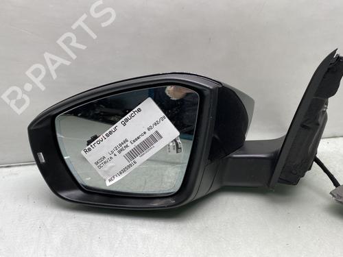 Used Left mirror SKODA OCTAVIA III Combi (5E5, 5E6) 1.0 TSI (115 hp) 25473684