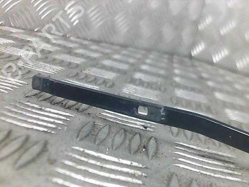 Used Front windshield wiper arm Front windshield wiper arm 20019098 20019098