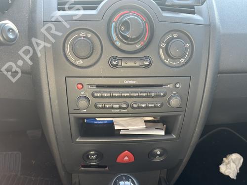 Vindusheismekanisme høyre foran RENAULT MEGANE II (BM0/1_, CM0/1_) 1.5 dCi (BM0F, BM0T, BM2B, CM0F, CM0T) | BP30890490C23