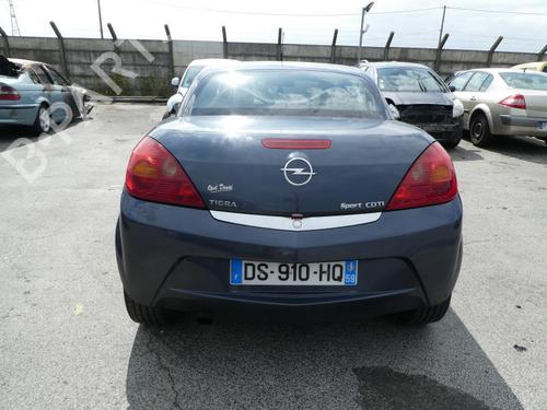 Right front fenders OPEL TIGRA TwinTop (X04) 1.3 CDTI (R97) | BP22899327C42 