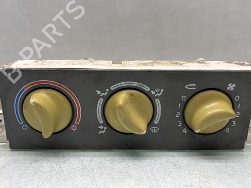 Used Climate control RENAULT TWINGO I (C06_) 1.2 (C066, C068) (58 hp) 29707095