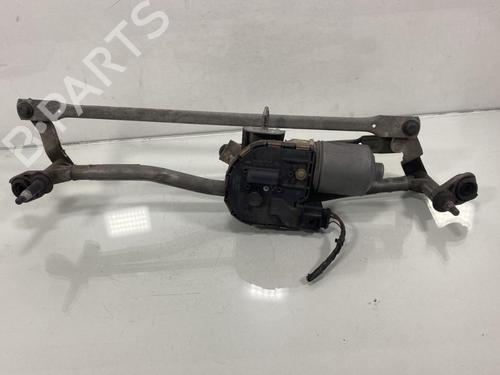 Used Front wiper motor AUDI A3 (8P1) 1.6 TDI (105 hp) 19988774