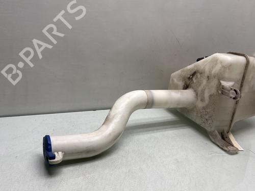 Used Windscreen washer tank HYUNDAI TUCSON (JM) 2.0 (141 hp) 31887139