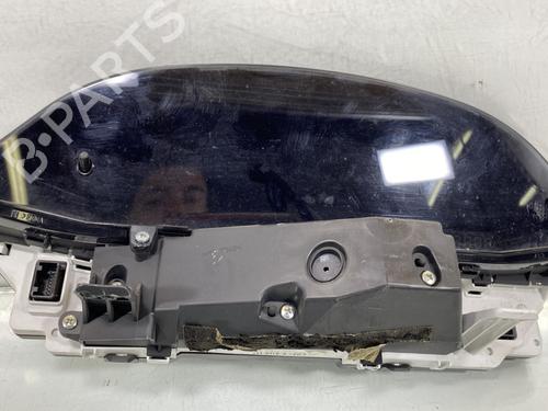 Used Instrument cluster TOYOTA YARIS (_P9_) 1.4 D-4D (NLP90_, NLP90R) (90 hp) 27355906