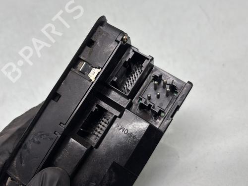 Left front window switch BMW 5 (E39) 520 d | BP30535701I27 - Image 4