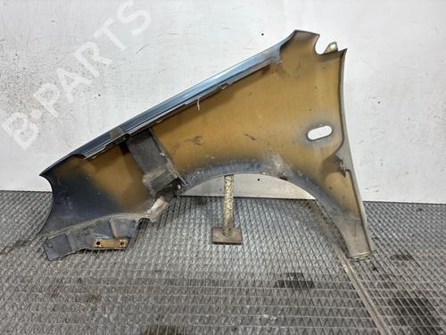 Used Right front fenders Right front fenders 38597996 38597996