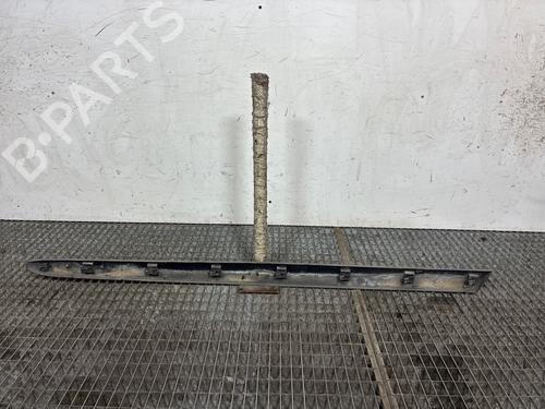 door-moulding-trim-renault-clio-ii-hatchback-van-sb012_-1998-36053141 main image