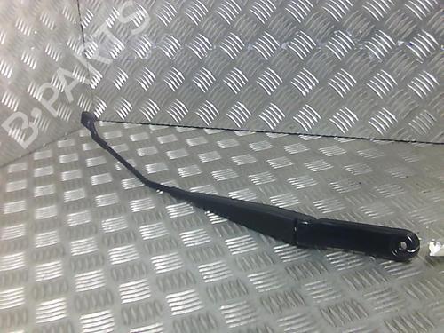 Used Front windshield wiper arm SEAT IBIZA IV (6J5, 6P1) 1.2 TDI (75 hp) 20017304