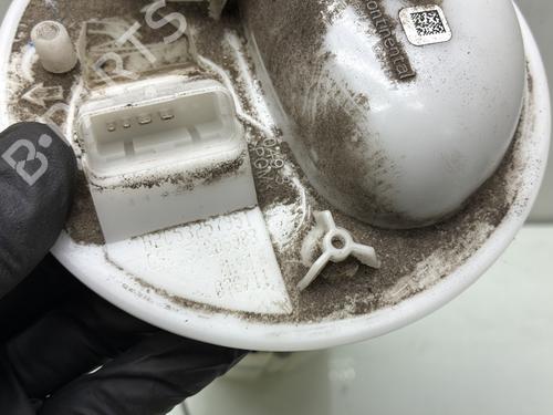 Used Fuel pump Fuel pump FIAT 500 (312_) 1.2 (312AXA1A) (69 hp) 34525192 34525192