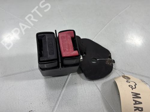 Używane Klamra pasa bezpieczeństwa RENAULT CLIO II (BB_, CB_) 1.2 16V (BB05, BB0W, BB11, BB27, BB2T, BB2U, BB2V, CB05,... (75 hp) 30719881