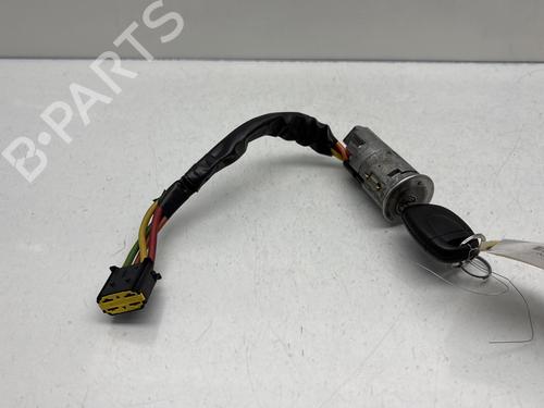 Ratlås/Tændingslås RENAULT CLIO II (BB_, CB_) 1.2 16V (BB05, BB0W, BB11, BB27, BB2T, BB2U, BB2V, CB05,... (75 hp) 28705139