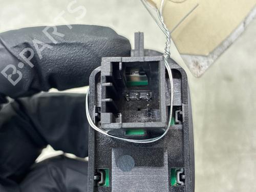 Used Left front window switch Left front window switch CITROËN C2 (JM_) 1.4 (73 hp) 36389068 36389068