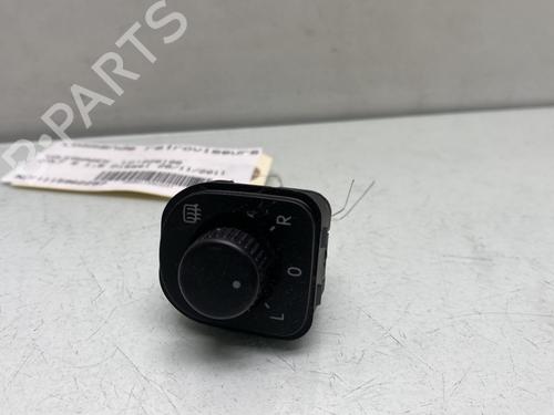 Used Mirror switch VW GOLF VI (5K1) 1.6 TDI (105 hp) 30791623