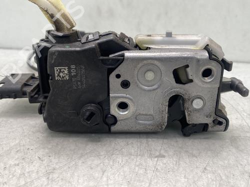Fechadura trás esquerda Fechadura trás esquerda 33484431 33484431