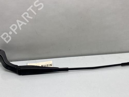 Used Front windshield wiper arm MERCEDES-BENZ B-CLASS Sports Tourer (W247) B 180 (247.084) (136 hp) 26212494