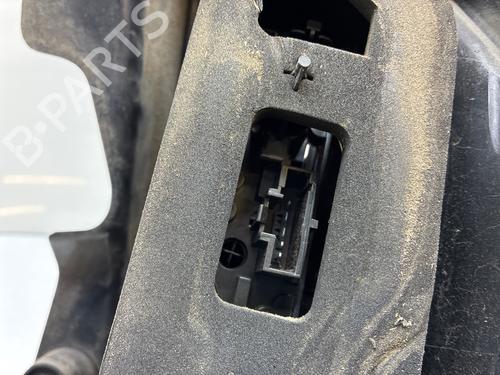 Used Left taillight Left taillight 32455878 32455878