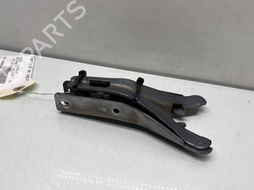 Used Hinge/Door check strap PEUGEOT 206 CC (2D) 1.6 16V (2DNFUF, 2DNFUR) (109 hp) 27631962