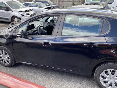 Right front door PEUGEOT 208 I (CA_, CC_) 1.5 BlueHDI 100 | BP30679485C3