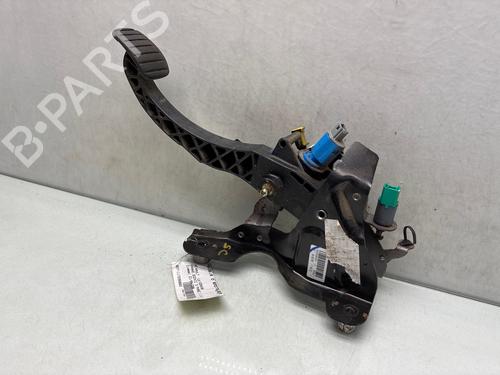 Used Clutch pedal Clutch pedal 37482771 37482771