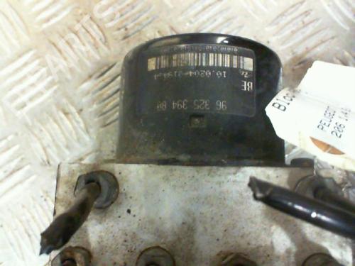 Used ABS pump ABS pump PEUGEOT 206 Hatchback (2A/C) 1.4 i (75 hp) 20035167 20035167