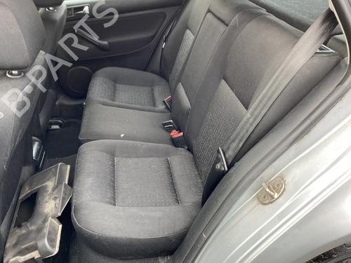 Right headlight VW GOLF IV (1J1) 1.9 TDI | BP31048961C29 