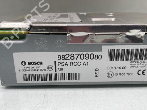 Used Radio Radio CITROËN C3 III Van (SX_, SY_) BlueHDi 100 (102 hp) 31288636 31288636