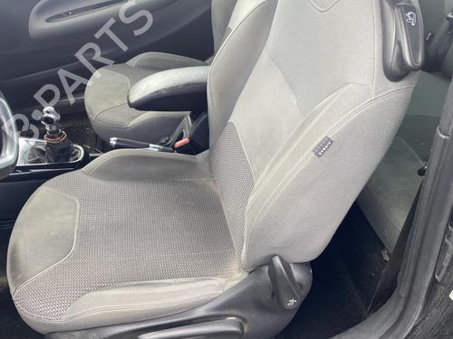 Shift knob CITROËN DS3 (SA_) 1.6 HDi 90 | BP30515409I34 - Image 37