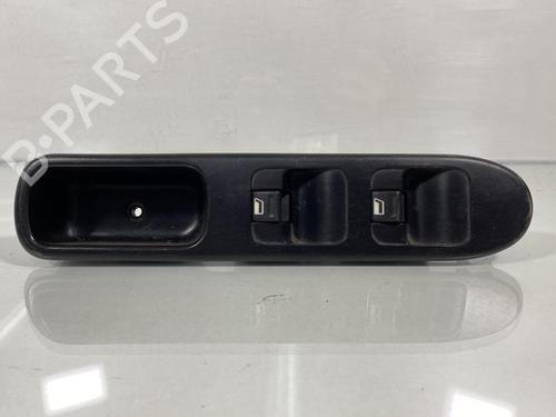 Used Left front window switch Left front window switch PEUGEOT 307 (3A/C) 1.4 HDi (68 hp) 20008346 20008346