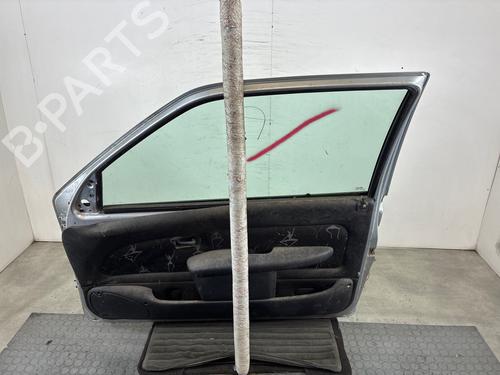 Used Right front door Right front door 39090983 39090983
