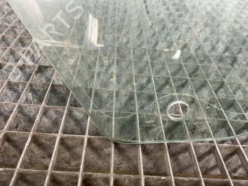 Used Front right door window Front right door window FORD MONDEO V Turnier (CF) 1.5 EcoBoost (160 hp) 21815013 21815013