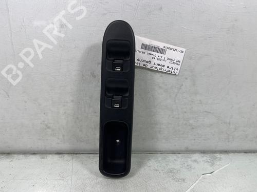 Used Left front window switch Left front window switch PEUGEOT 307 (3A/C) 1.4 HDi (68 hp) 34627515 34627515