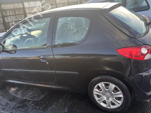 Seat buckle PEUGEOT 206+ (2L_, 2M_) 1.4 HDi eco 70 | BP32063480I32 