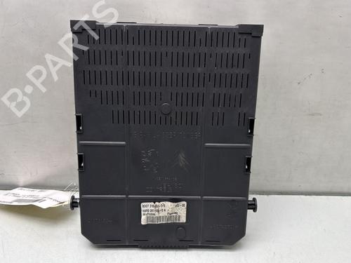 Used Fuse box Fuse box CITROËN C5 II (RC_) 2.0 HDi (RCRHRH) (136 hp) 31883218 31883218