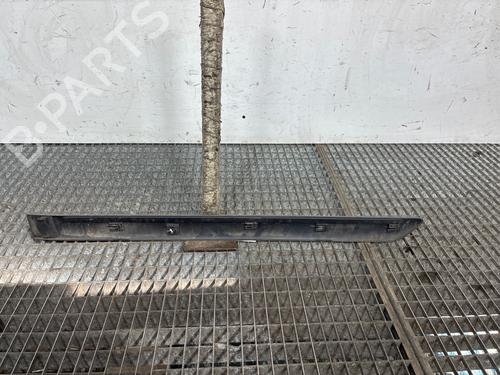 Used Door moulding trim Door moulding trim PEUGEOT 106 II (1A_, 1C_) 1.1 i (60 hp) 34183214 34183214