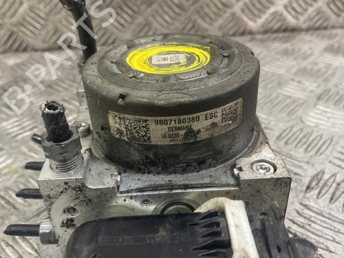 Used ABS pump PEUGEOT 2008 I (CU_) 1.6 HDi (92 hp) 25158026