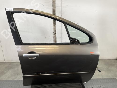 Used Right front door PEUGEOT 307 Break (3E) 2.0 HDI 110 (107 hp) 31074323