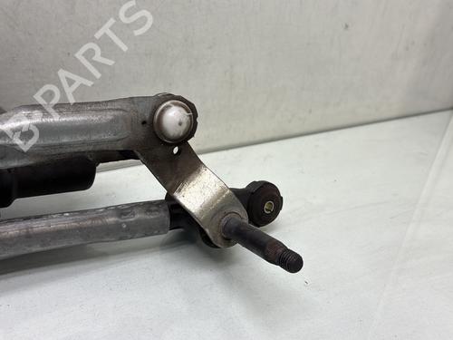 Used Front wiper motor Front wiper motor RENAULT CLIO V (B7_) 1.0 SCe 75 (B7M5) (72 hp) 32691735 32691735