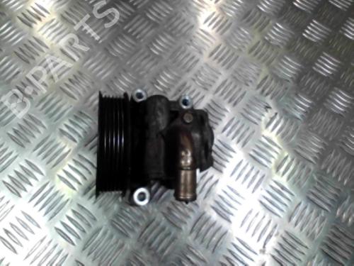 Used Steering pump FORD FIESTA V (JH_, JD_) 1.3 (69 hp) 19979231